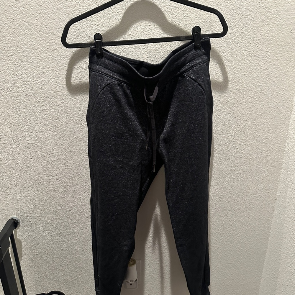 Lululemon shimmer sweatpants sz 6 holiday capsule